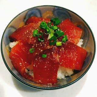 しょうゆとみりんだけ！まぐろの漬け丼